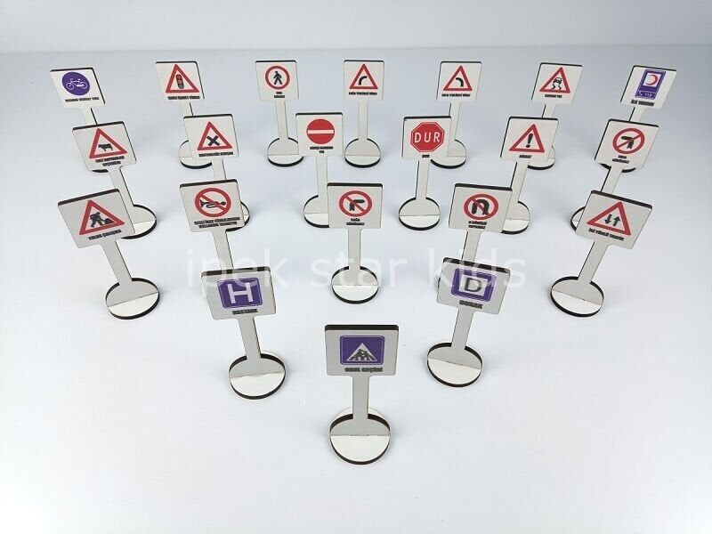 Trafik işaretleri  Ahşap 21 parça