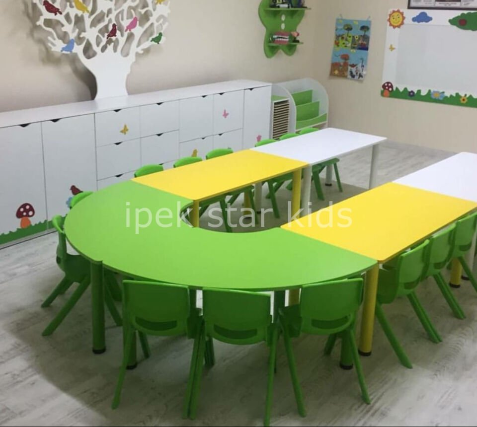 plastik  anaokulu sandalyesi sınıf kullanımı