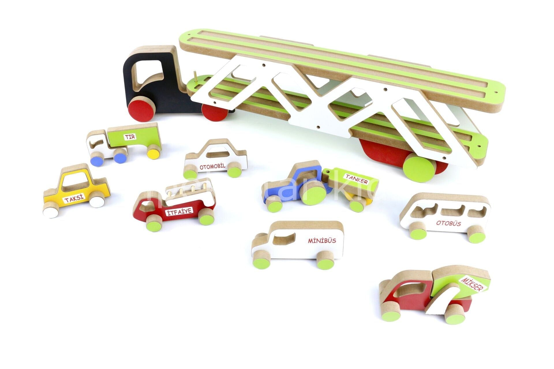 Ahşap Araçlar Taşıyan Tır