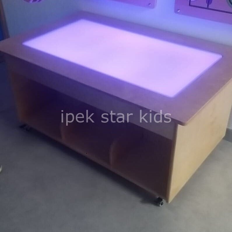 ışıklı oyun ve etkinlik masası anaokulu çocuk masa