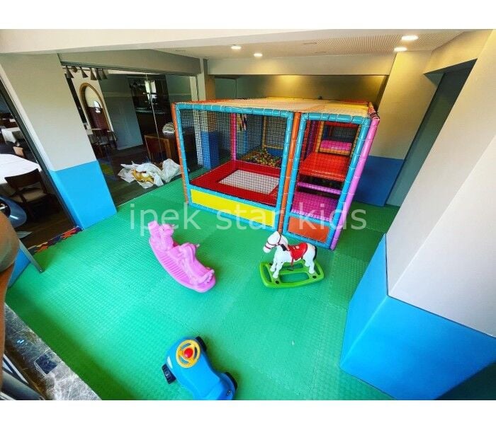 Kendinden Yapışkanlı EVA Duvar Koruma 100xh120 cm – Anaokulu ve Mini Club Güvenlik Çözümü