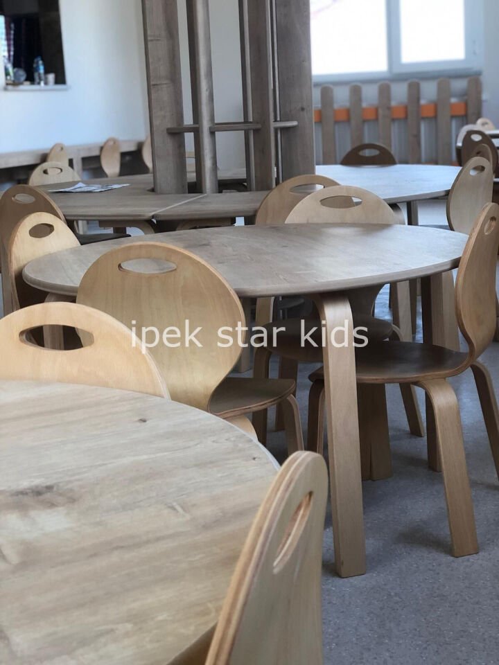 anaokulu yemek alanı kreş masa sandalye takımı