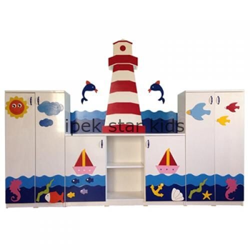 Deniz Feneri Temalı Ahşap Anaokulu Dolap Seti – Eğlenceli ve Tematik Tasarım