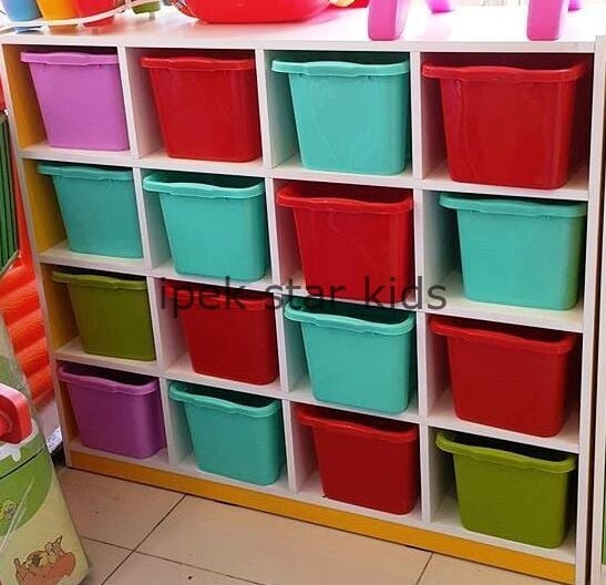 16 Bölmeli Renkli Sınıf Dolabı