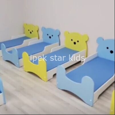 anaokulu-ayicik-figurli-kres-yatagi-125x65-mdflam-ipek-star-kids