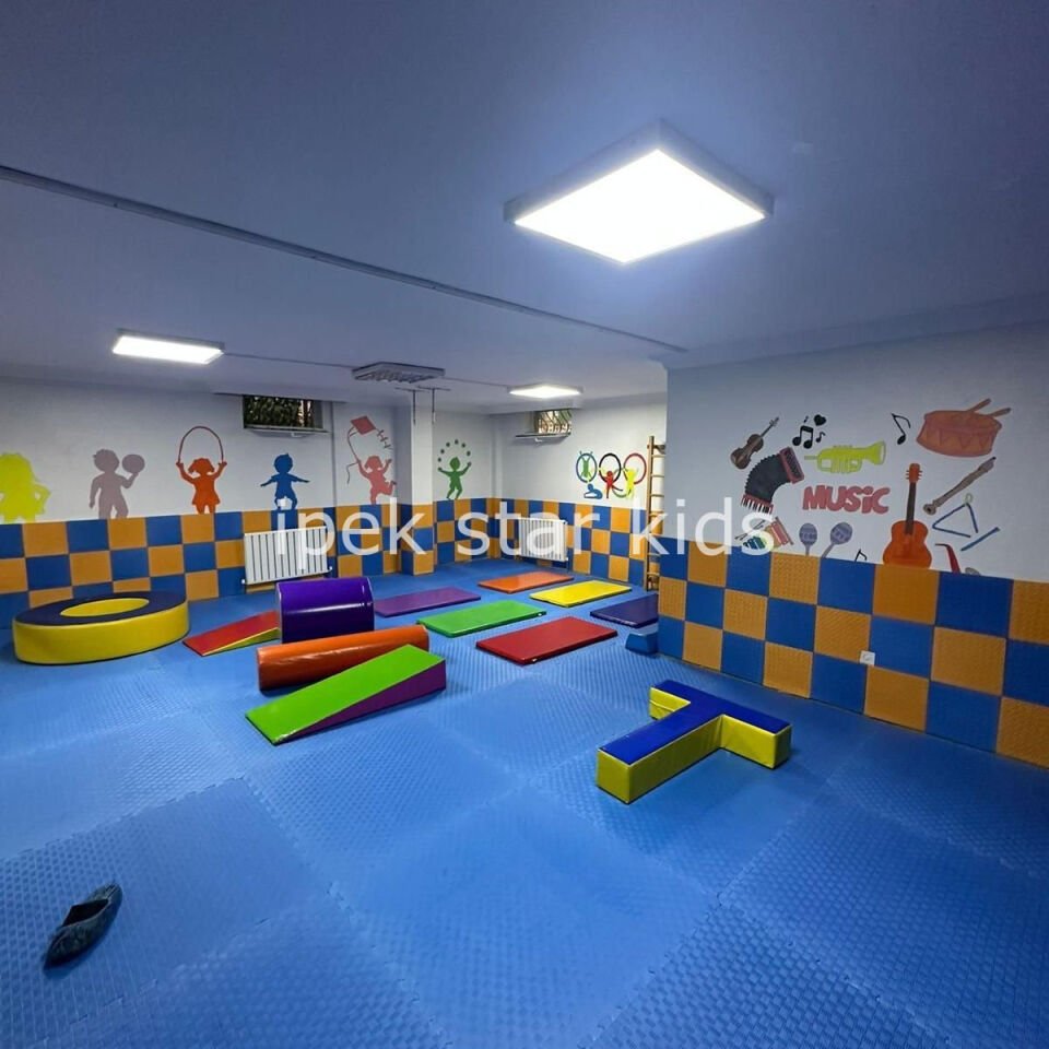 Kendinden Yapışkanlı EVA Duvar Karosu