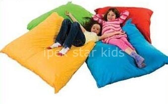 Kare Minder 100*100 CM Büyük Okul Minderi