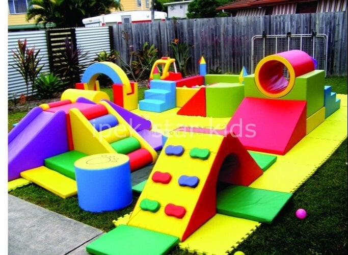 500x500 cm sünger oyun parkuru, soft play oyun grubu, anaokulu ve kreşler için modüler sünger oyun alanı, çocuklar için motor beceri geliştirici oyun 
