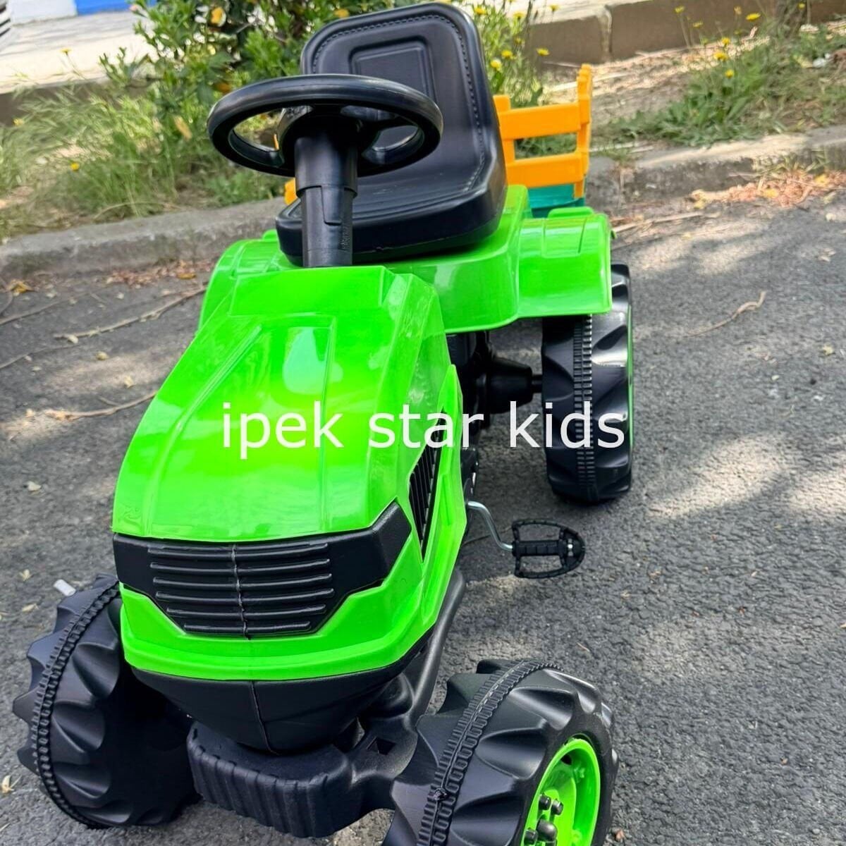 PEDALLİ TRAKTÖR 