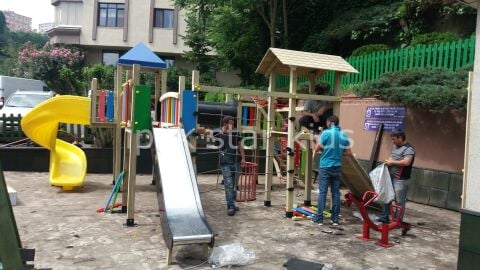 4 KULELİ AHŞAP OYUN GRUBU