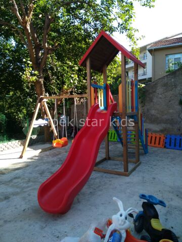 TEK KULE AHŞAP OYUN PARKI