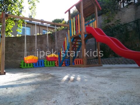 Renkli Ahşap Oyun Parkı Çift Salıncaklı ve Kaydıraklı Oyun Kulesi