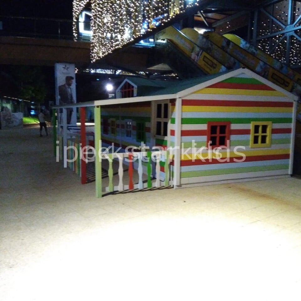 4x3 metre emprenyeli çam ahşap çocuk oyun evi dış mekân kullanımı