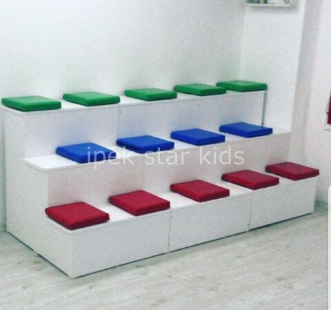 ÇOCUK  OTURMA PLATFORMU 240 CM MİNDERLER DAHİL