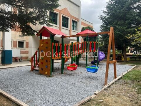 Renkli Köprü Ahşap Oyun Parkı