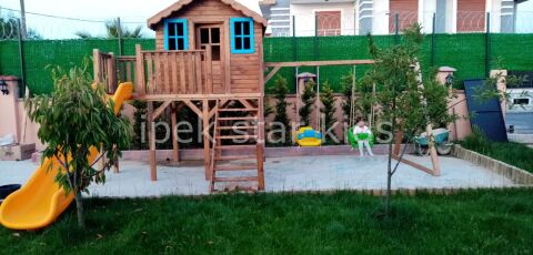 OYUNEVLİ KAYDIRAKLI AHŞAP ÇOCUK PARKI