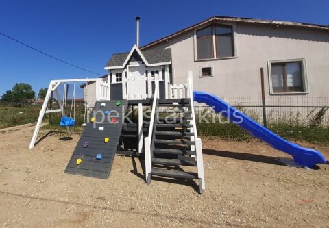 Modern Ahşap Oyun Evi Parkı