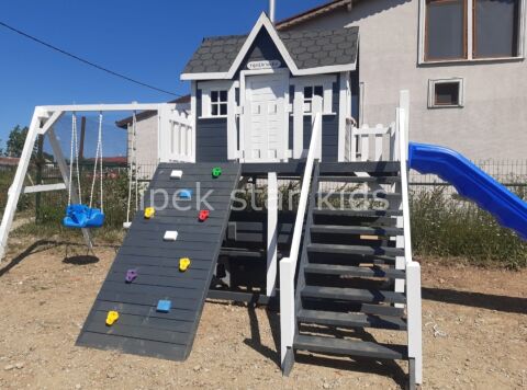 Modern Ahşap Oyun Evi Parkı