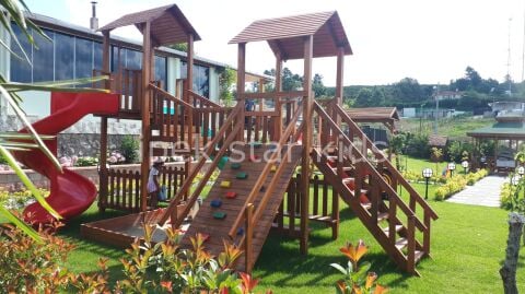 Çift Kaydıraklı Ahşap Oyun Parkı