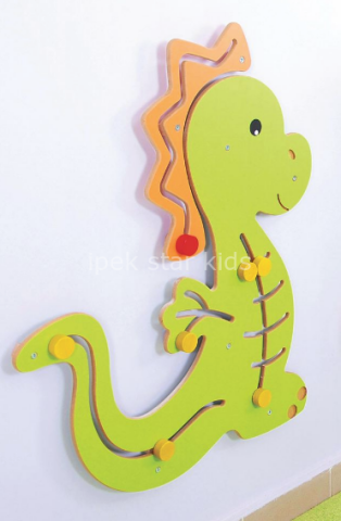 Ejderha Figürlü Duvar Oyunu