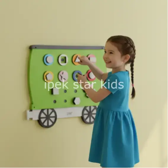 Manyetik Şekiller Duvar Oyunu 42x51 cm eğitici çocuk aktivite paneli
