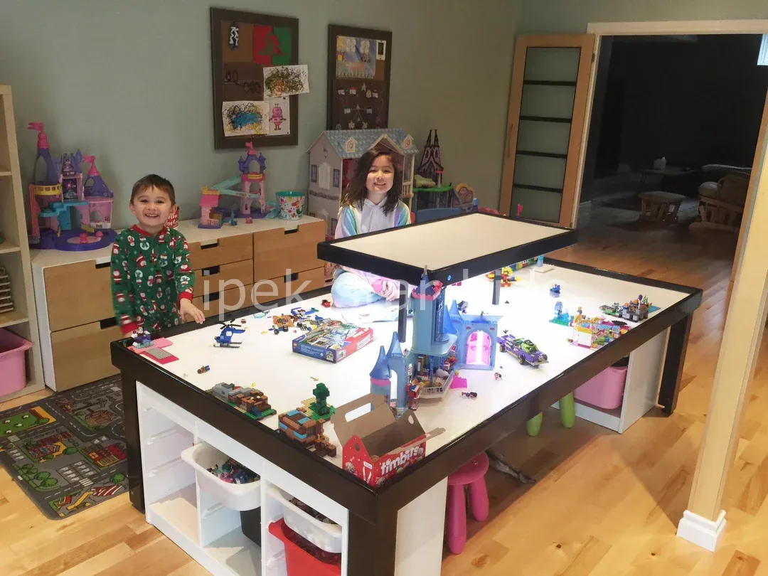 TEKNOLOJİ OYUN MASASI  ,BİLİM MERKEZİ IŞIKLI LEGO MASASI   200*120 H100 CM