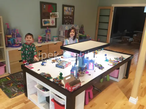 TEKNOLOJİ OYUN MASASI  ,BİLİM MERKEZİ IŞIKLI LEGO MASASI   200*120 H100 CM