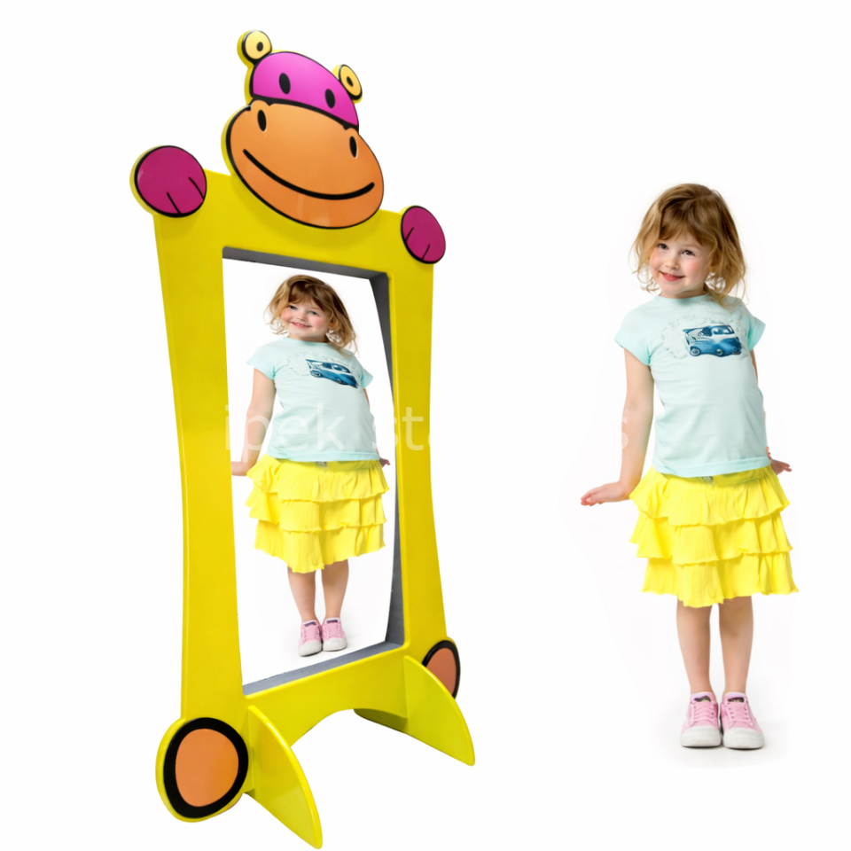 Lunapark Komik Kahkaha Aynaları