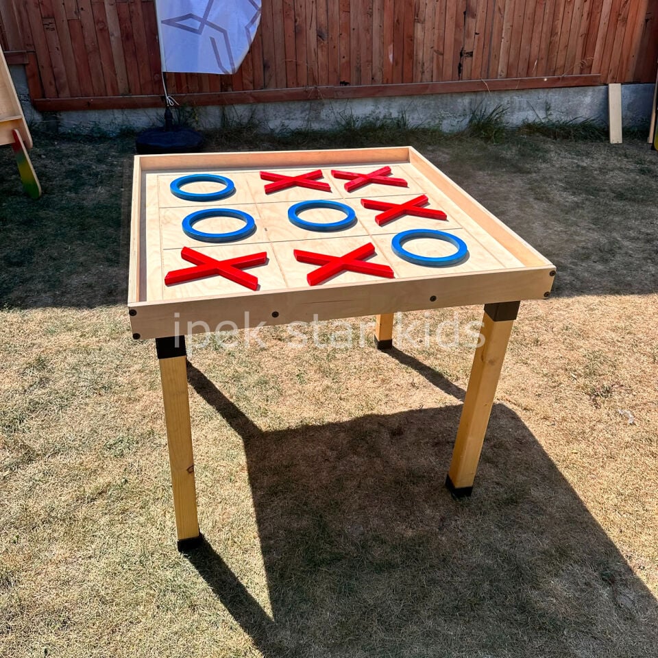 Otel Aile Strateji Oyunu Dev XOX 80x80 cm