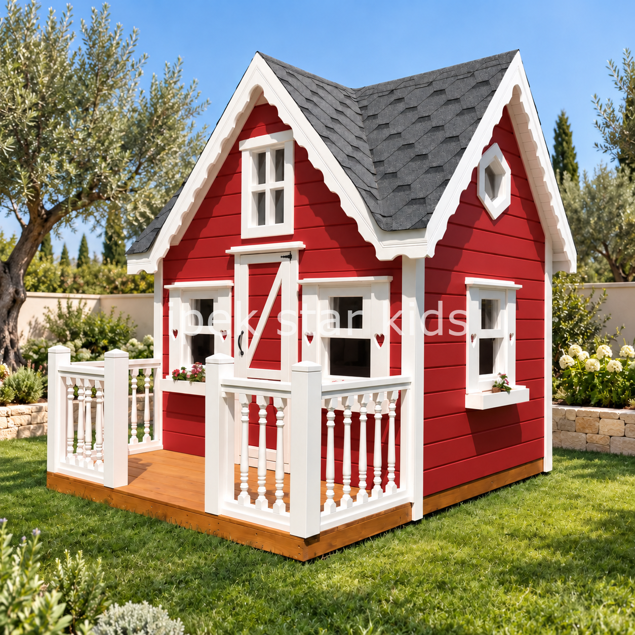 Verandalı ahşap çocuk oyun evi