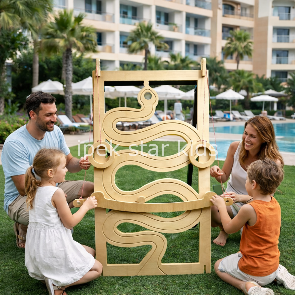 Ahşap zigzag yılan yolu denge labirent oyunu otel bahçesi aile aktivite oyunu