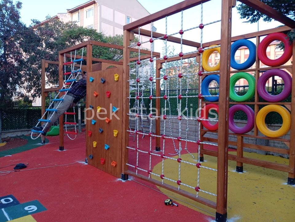 Ahşap Çocuk Tırmanma Macera Parkuru