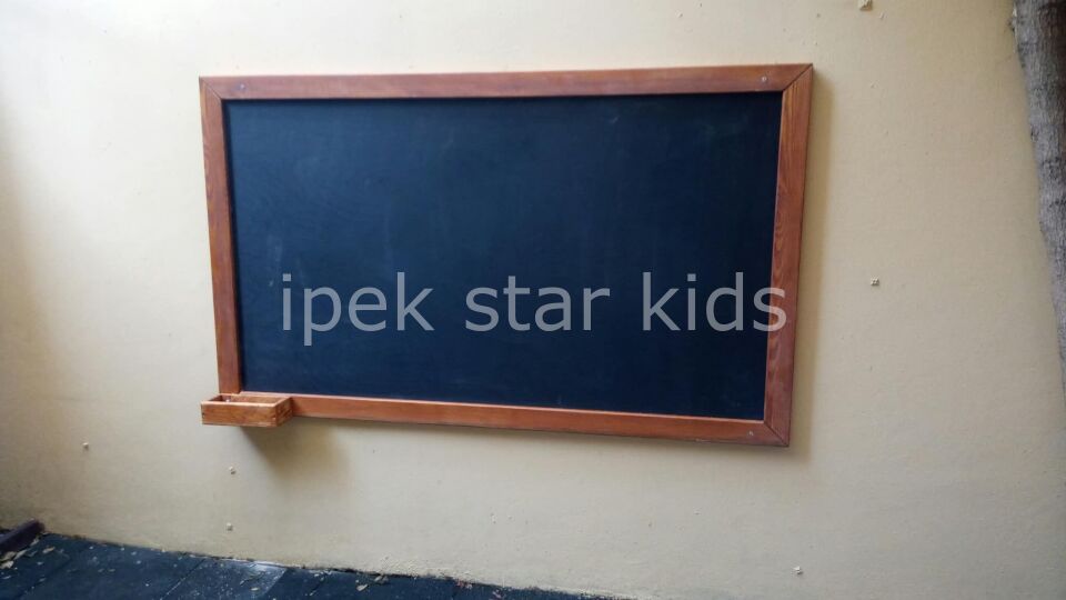 Açık Hava Sınıfı Kara Tahta  ,Dış mekan yazı tahtası