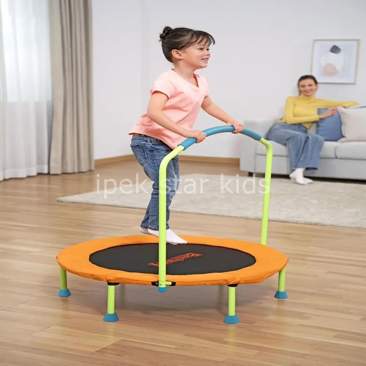 Bestway WonderJump 91 cm küçük çocuk trambolini bahçede kullanım