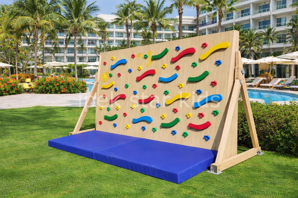 otel-miniclup-tirmanma -duvari