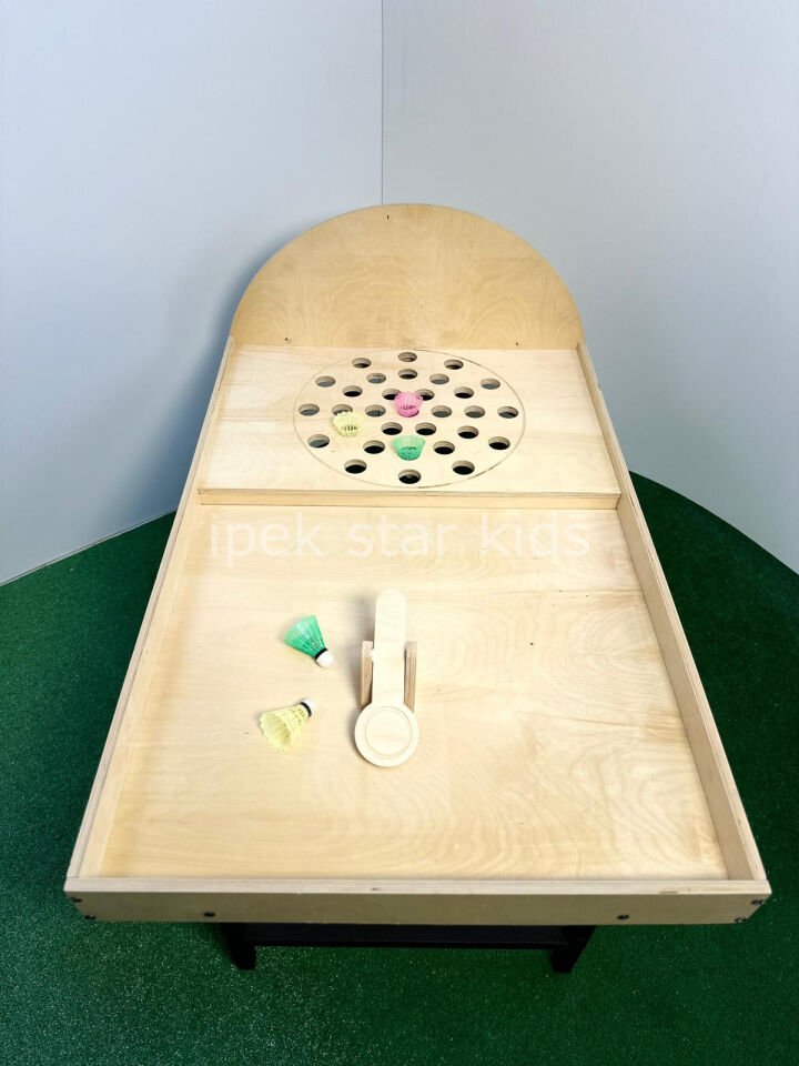 İç ve dış mekan kullanımına uygun ahşap badminton hedef oyunu