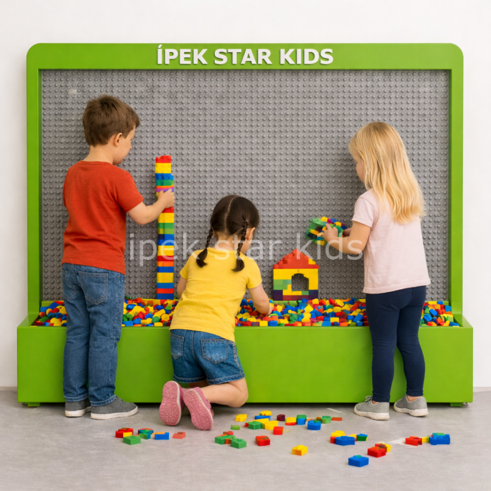 Ahşap Lego Duvarı 160x130 cm MDF Lam Çocuk Aktivite Paneli – İpek Star Kids