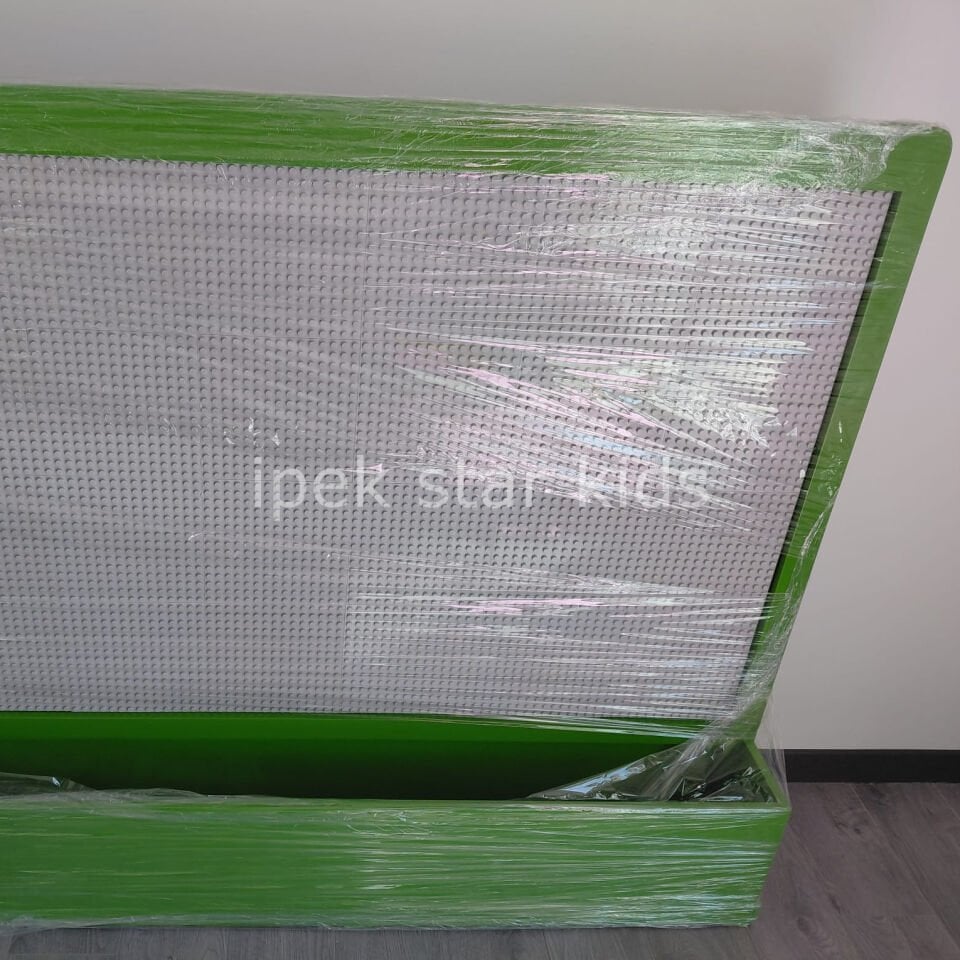 İpek Star Kids – Lego Duvarı 160*h130 cm