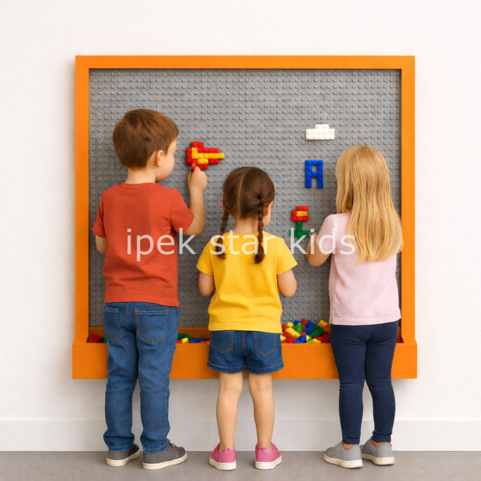 Anaokulu Lego Oyun Paneli çocukların oynadığı duvar lego aktivite paneli İpek Star Kids anaokulu oyun ekipmanı